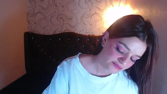 LiaHarryis online show from 02.26.25