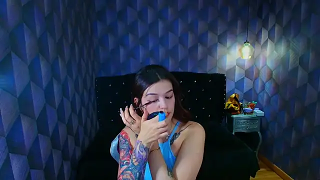 Snapshot of LiaHarryis chatting on 05.24.26 LiaHarryis online show from 05.24.26