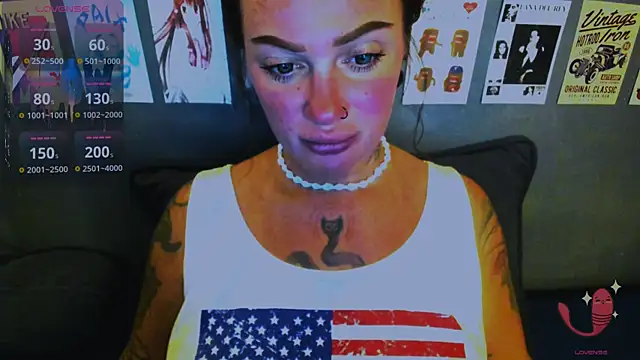 EllieOz online show from 04.15.26