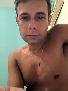 Snapshot of fox_2023 chatting on 01.12.26 fox 2023 online show from 01.12.26