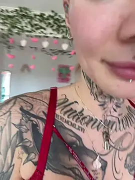 Snapshot of Stella-Kink chatting on 02.27.26 Stella-Kink online show from 02.27.26