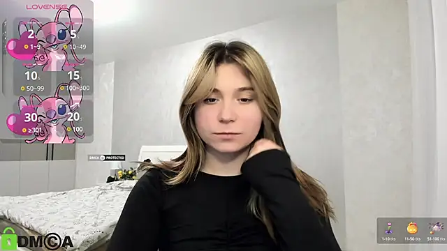 SweetMonicka online show from 12.12.24