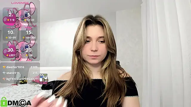 SweetMonicka online show from 01.12.25