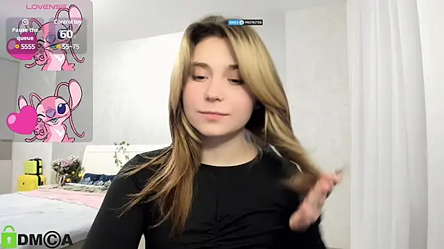 SweetMonicka online show from 02.02.25