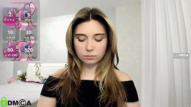 SweetMonicka online show from 02.20.25