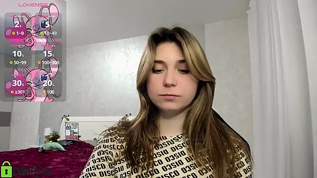 SweetMonicka online show from 03.02.25