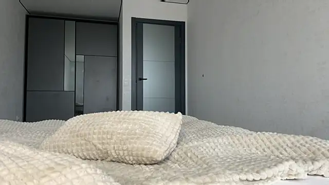 GracefulCharm online show from 01.25.25