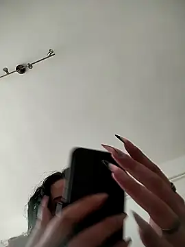 LauraBaby online show from 03.20.25