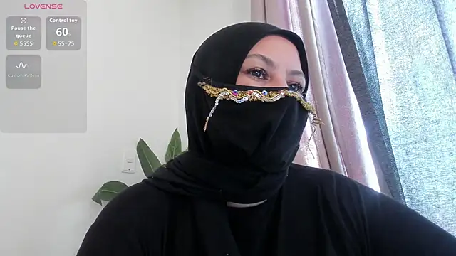 Amina hafsa online show from 05.18.26