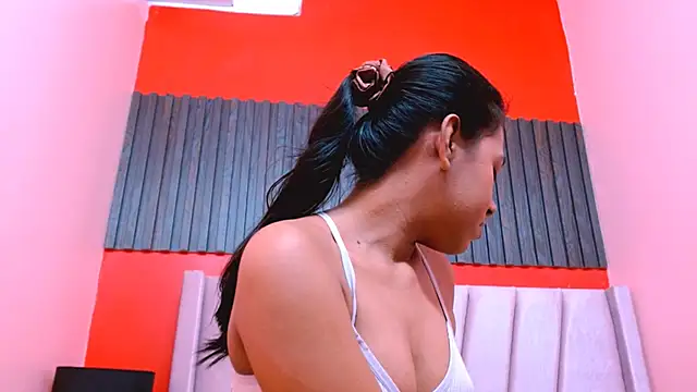 VeronicaRobles online show from 06.30.26