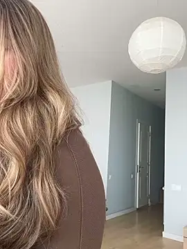 curvyflawless online show from 01.30.25