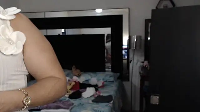 CATRINA-83 online show from 04.11.26