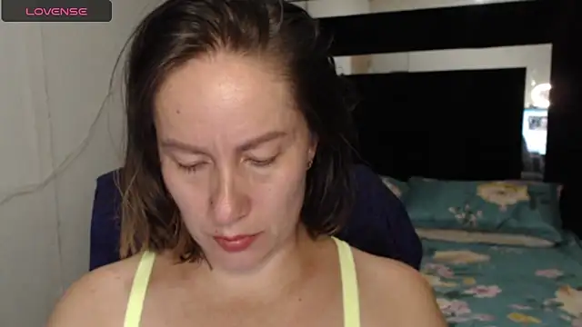 Snapshot of CATRINA-83 chatting on 05.08.26 CATRINA-83 online show from 05.08.26
