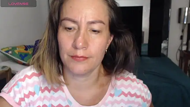 Snapshot of CATRINA-83 chatting on 06.21.26 CATRINA-83 online show from 06.21.26