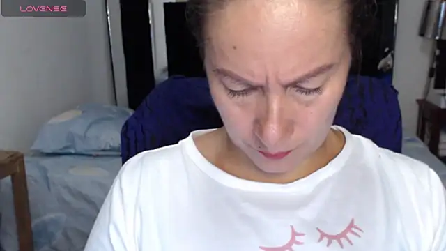 Snapshot of CATRINA-83 chatting on 07.04.26 CATRINA-83 online show from 07.04.26