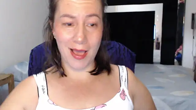 Snapshot of CATRINA-83 chatting on 07.16.26 CATRINA-83 online show from 07.16.26