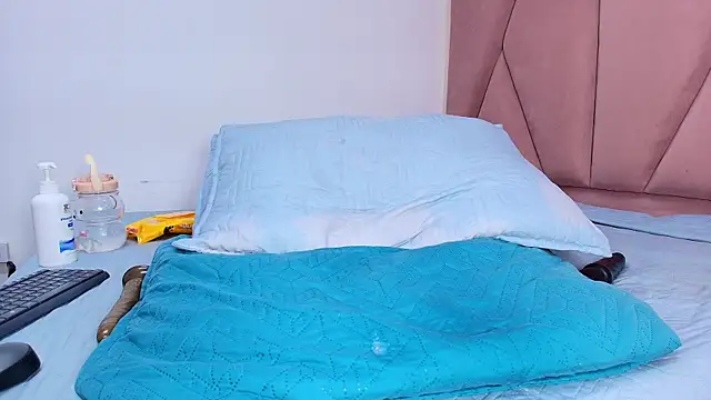 Snapshot of arl_chloee chatting on 03.06.25 arl chloee online show from 03.06.25