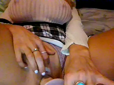 Snapshot of thepeachiestprincesss chatting on 12.31.24 thepeachiestprincesss online show from 12.31.24