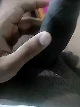 Snapshot of jameswilllam008 chatting on 12.12.24 jameswilllam008 online show from 12.12.24