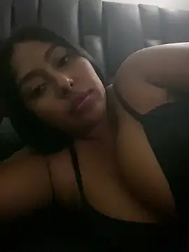 emmyjhonson07 online show from 01.16.25