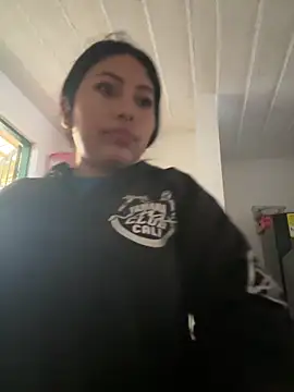 emmyjhonson07 online show from 02.02.26