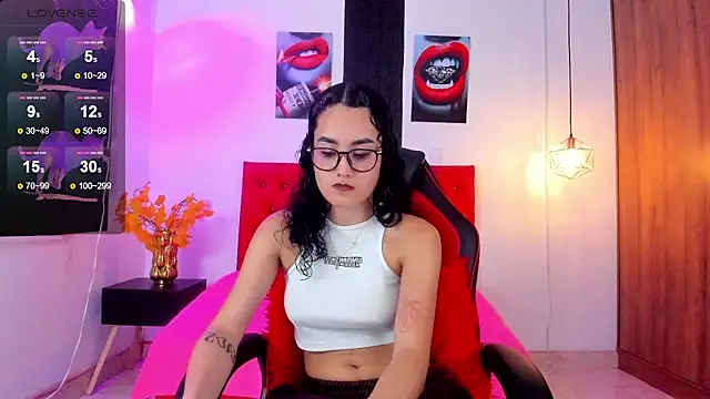 Snapshot of kathy1_sc chatting on 12.18.24 kathy1 sc online show from 12.18.24