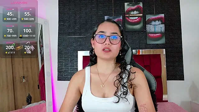 Snapshot of kathy1_sc chatting on 10.01.25 kathy1 sc online show from 10.01.25