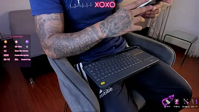 Snapshot of JordanSmiith_ chatting on 01.29.25 JordanSmiith online show from 01.29.25