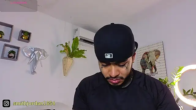 Snapshot of JordanSmiith_ chatting on 09.23.25 JordanSmiith online show from 09.23.25