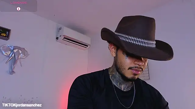 JordanSmiith  online show from 01.06.26