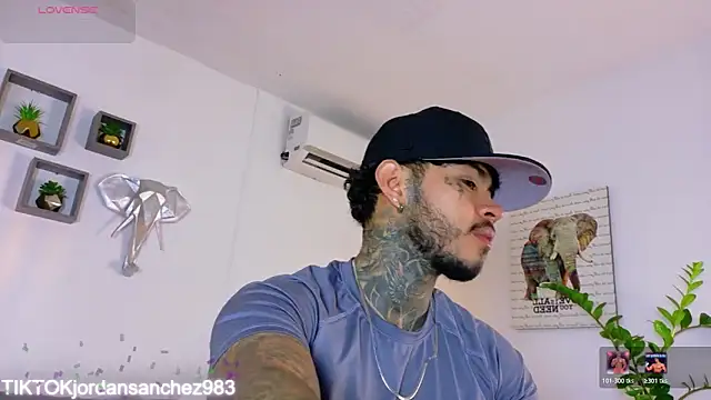 JordanSmiith  online show from 02.05.26