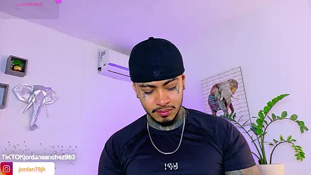 JordanSmiith  online show from 04.18.26