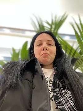 naughty lucifer online show from 02.05.25