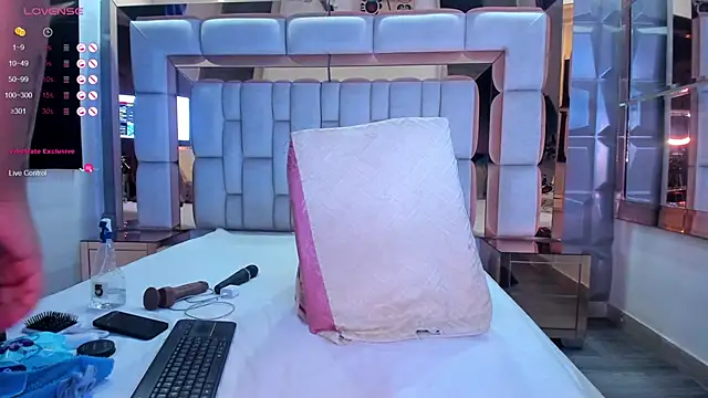 samantasm online show from 02.08.25