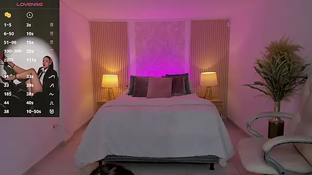 Antonella Grayy online show from 11.28.25