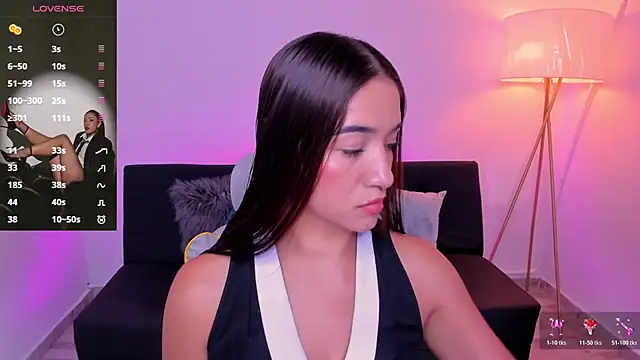 Snapshot of Antonella_Grayy chatting on 05.30.26 Antonella Grayy online show from 05.30.26