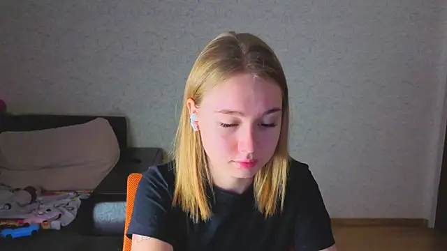 natali2550 online show from 12.23.25