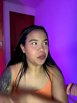 leila 22 online show from 10.27.25