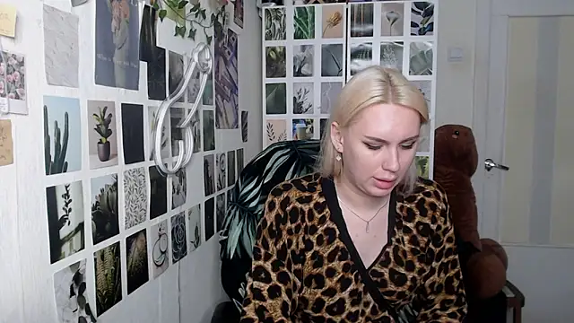 CapriScorpion online show from 11.19.25