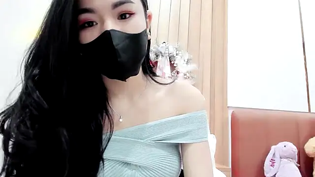 Lita-Julia online show from 09.18.25