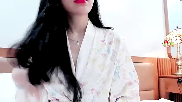 Lita-Julia online show from 10.13.25