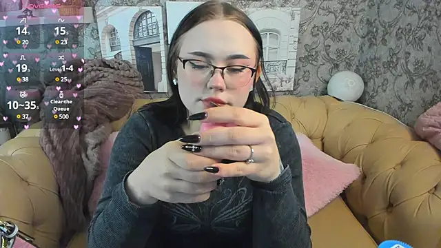 Snapshot of Tina_Walker chatting on 02.23.25 Tina Walker online show from 02.23.25