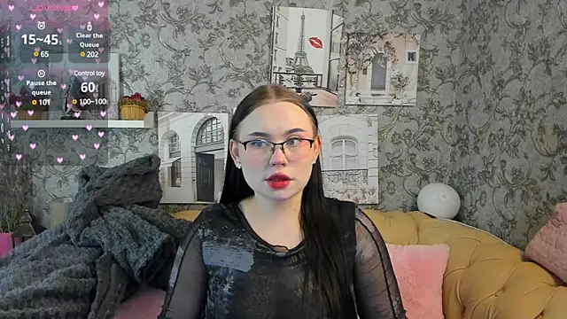 Snapshot of Tina_Walker chatting on 03.06.25 Tina Walker online show from 03.06.25