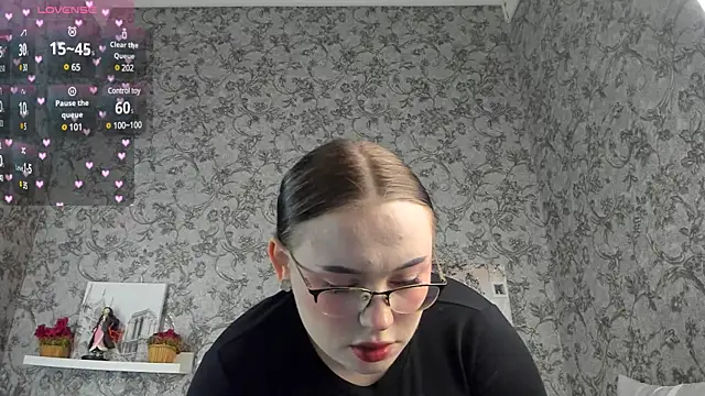 Snapshot of Tina_Walker chatting on 03.16.25 Tina Walker online show from 03.16.25