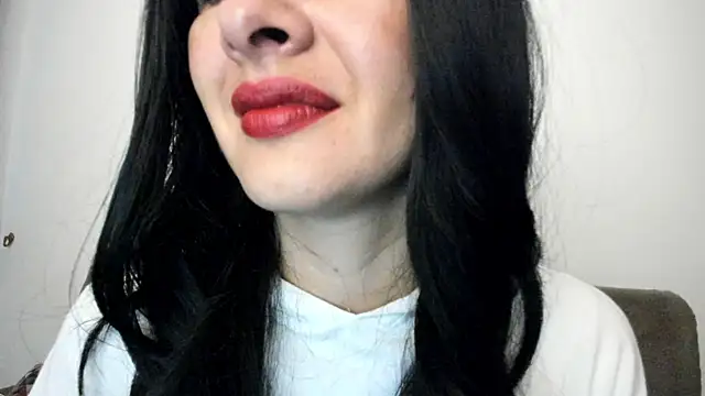 Snapshot of queen_fetish chatting on 12.04.24 queen fetish online show from 12.04.24