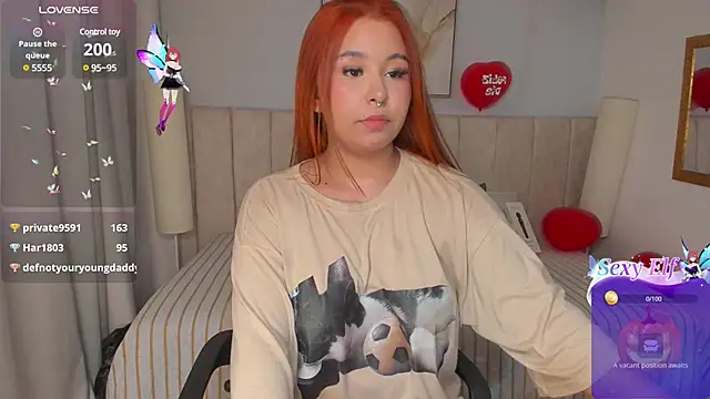 Snapshot of Atenea_cuteee chatting on 02.18.25 Atenea cuteee online show from 02.18.25