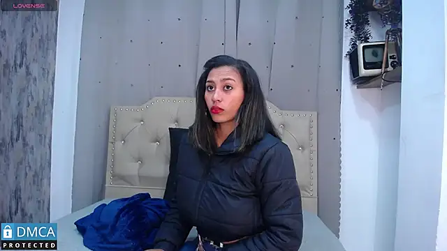 Snapshot of CarolRodriguez_ chatting on 02.25.25 CarolRodriguez online show from 02.25.25