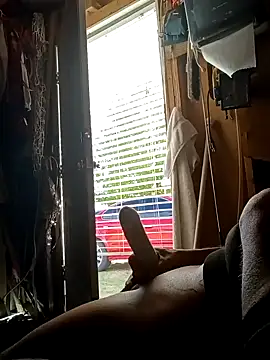 prettyboi6992 online show from 04.13.26