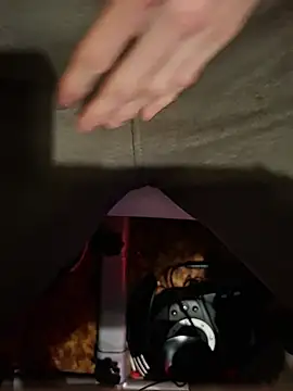 FreezingTie850 online show from 04.07.26