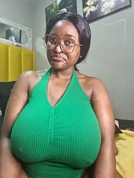 Bustygoddess32 online show from 02.19.25